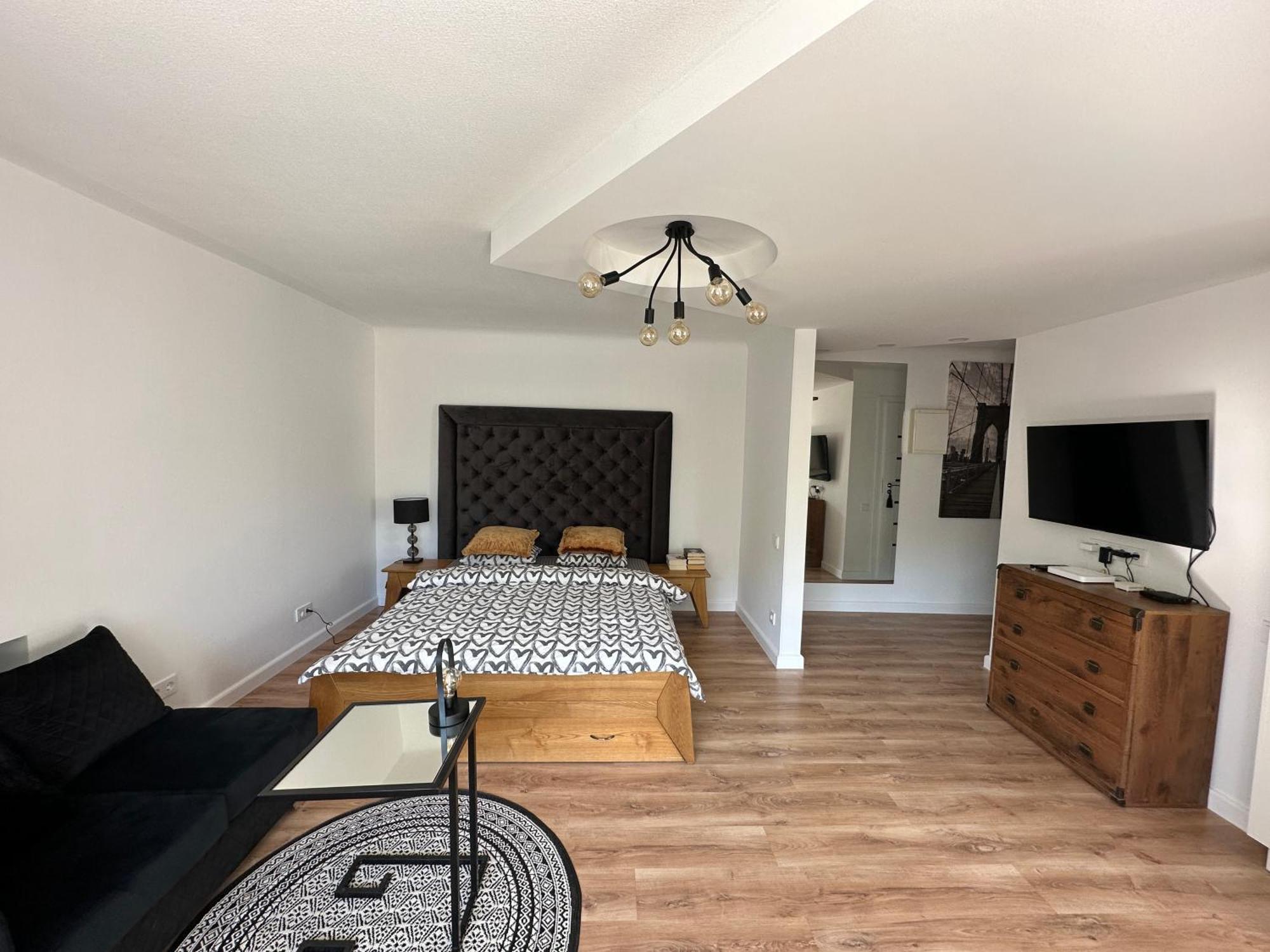Hugo Apartment シャウレイ エクステリア 写真